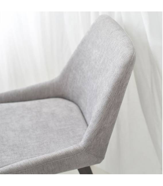 Kėdė NAOMI šviesiai pilka