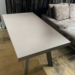 Išskleidžiamas stalas VEGA 160(210)x90 pilkas