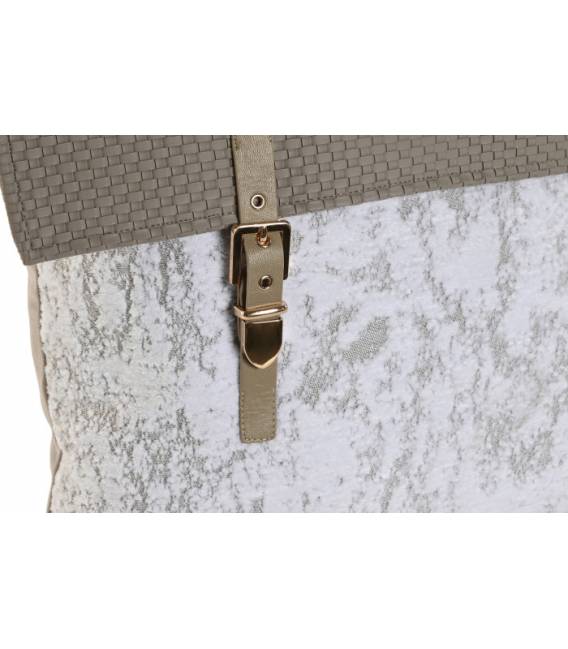 Dekoratyvinė pagalvėlė BUCKLE 45x45 rusva