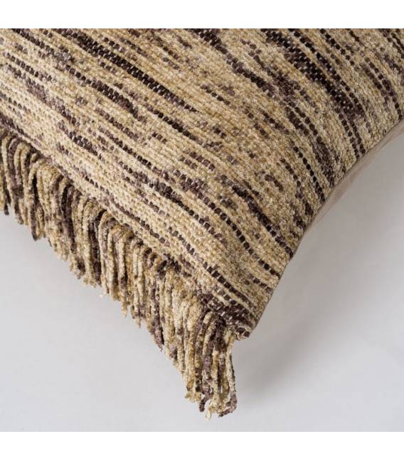 Pagalvėlė SANDRA 30x50 ruda