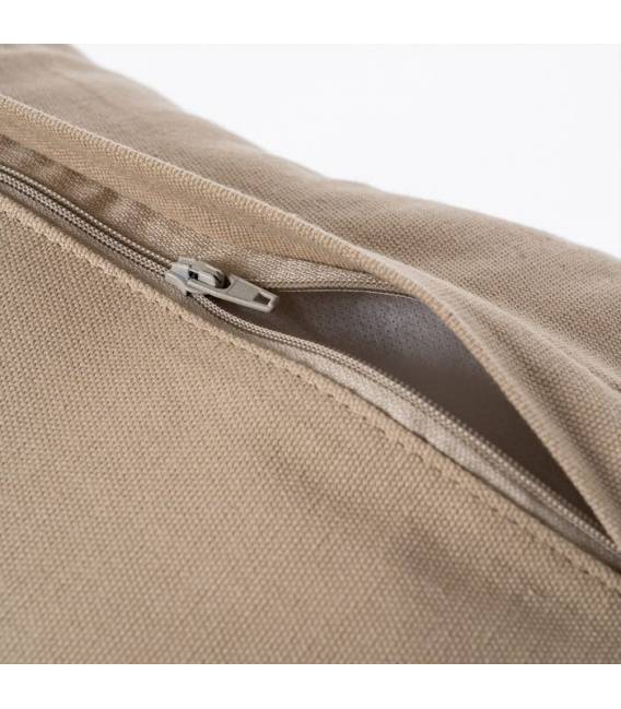 Pagalvėlė SANDRA 30x50 ruda